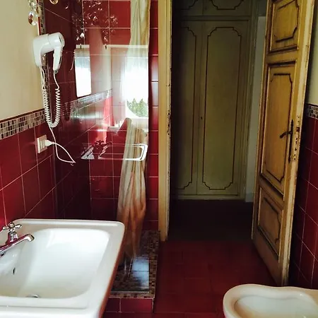 Casa de hóspedes Montecatini 3*
